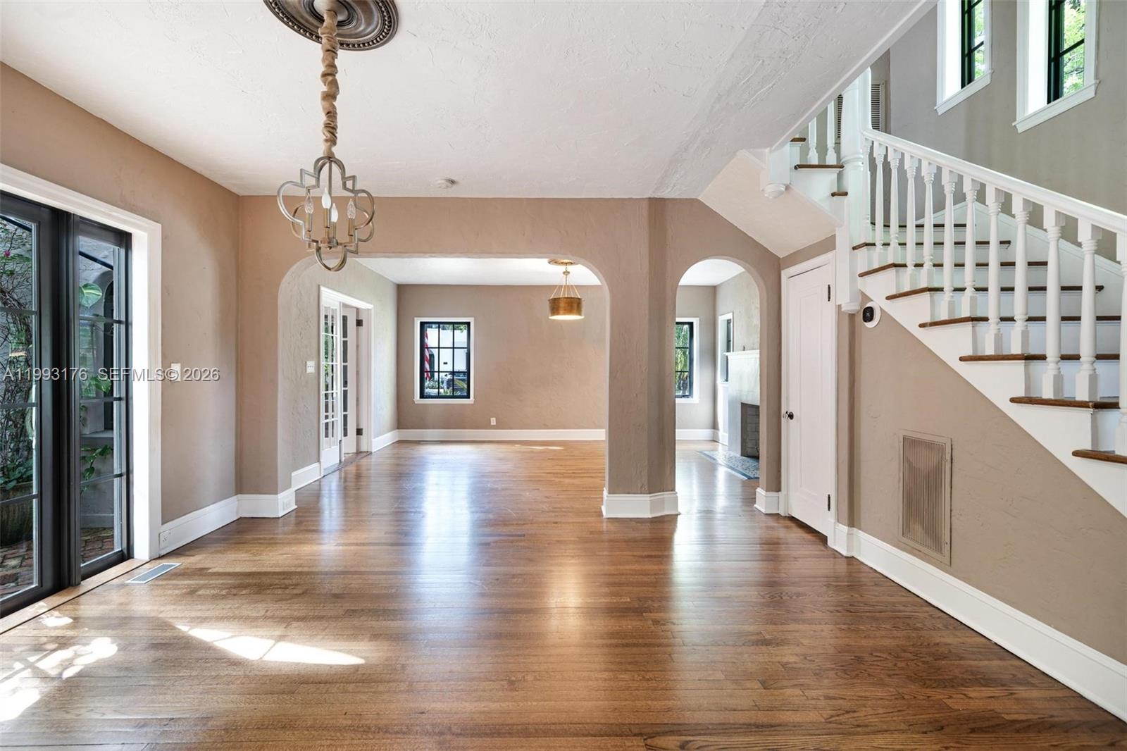 447 Giralda Ave Coral Gables, FL 33134