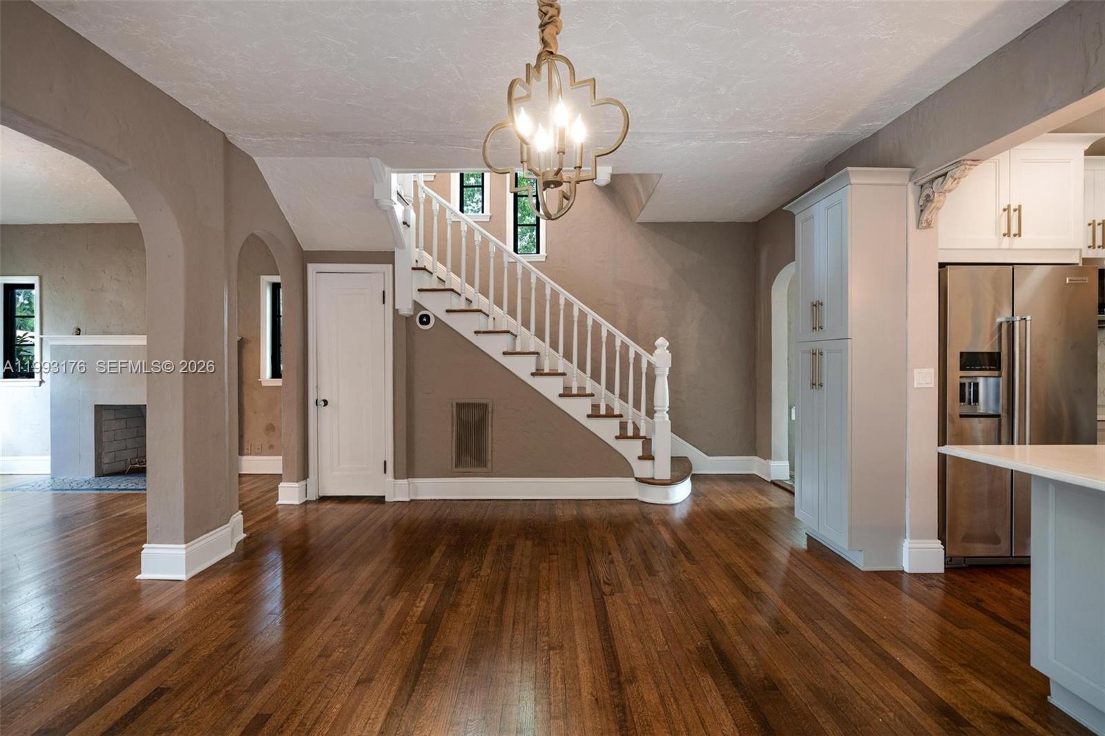 447 Giralda Ave Coral Gables, FL 33134