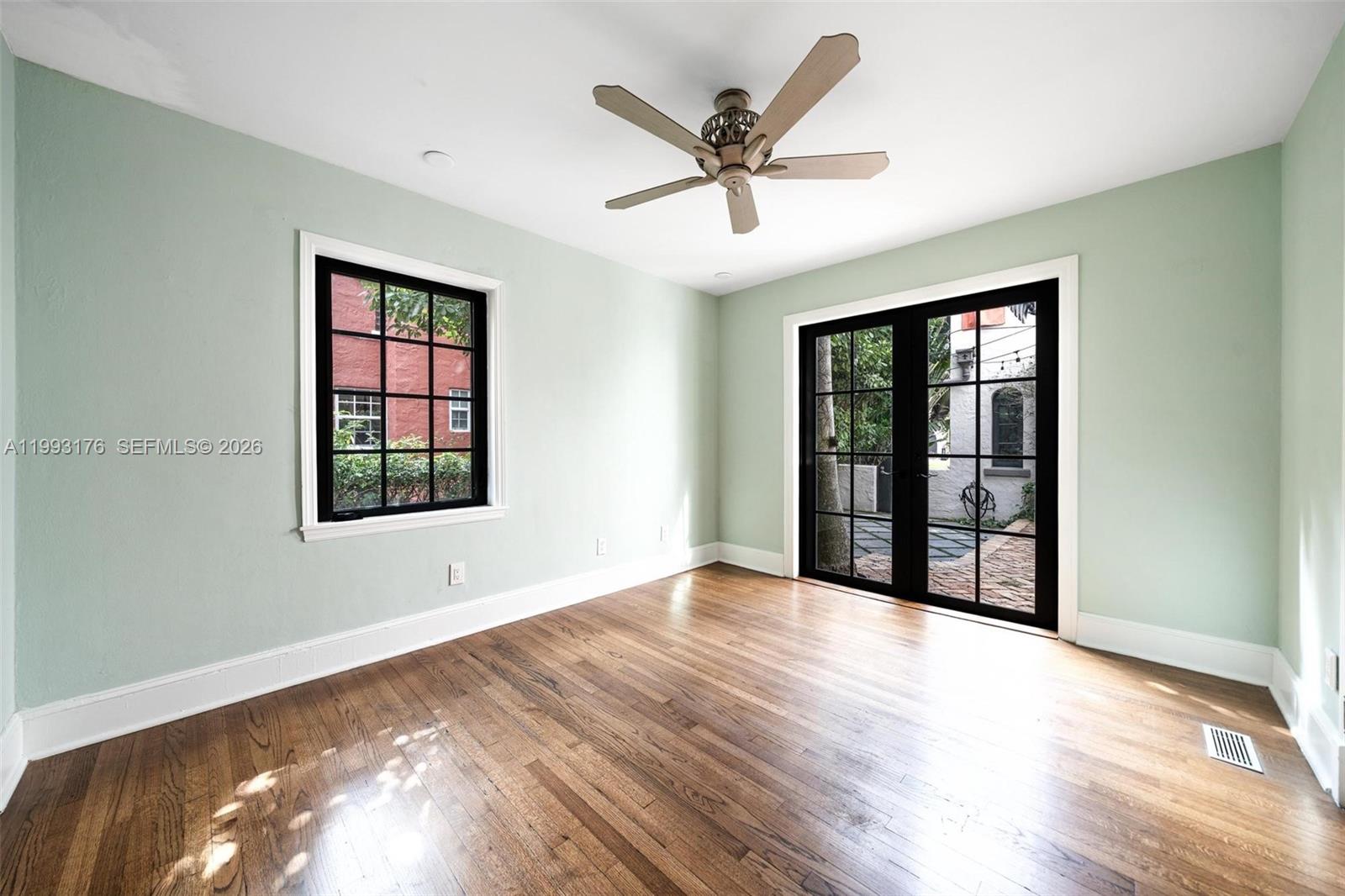 447 Giralda Ave Coral Gables, FL 33134