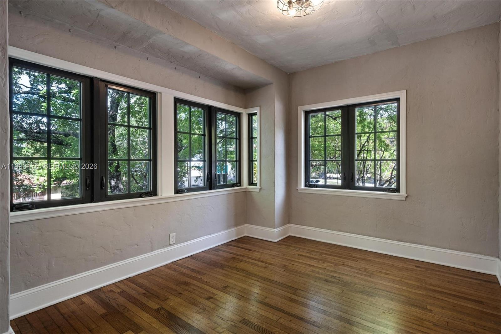 447 Giralda Ave Coral Gables, FL 33134