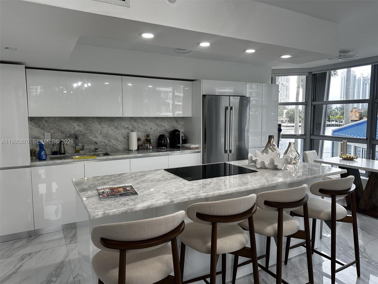 19195 NE 36th Ct #201