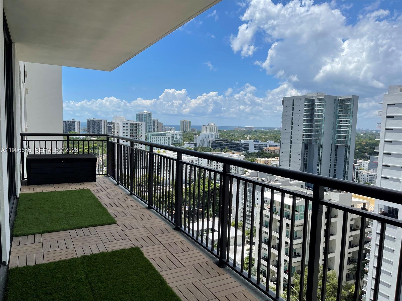 image Nine at Mary Brickell Village12
