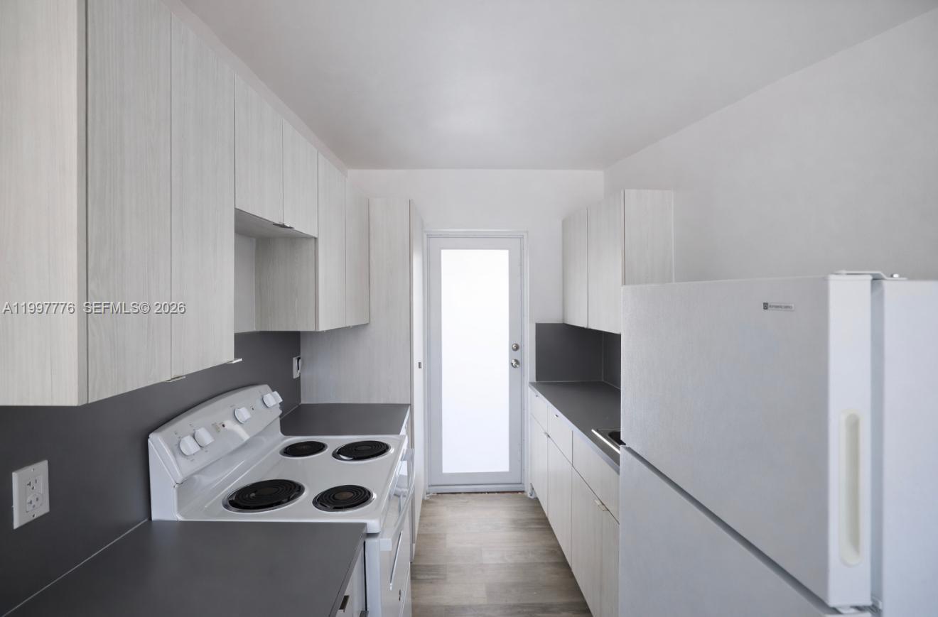 7271 Gary Ave #26 Miami Beach, FL 33141