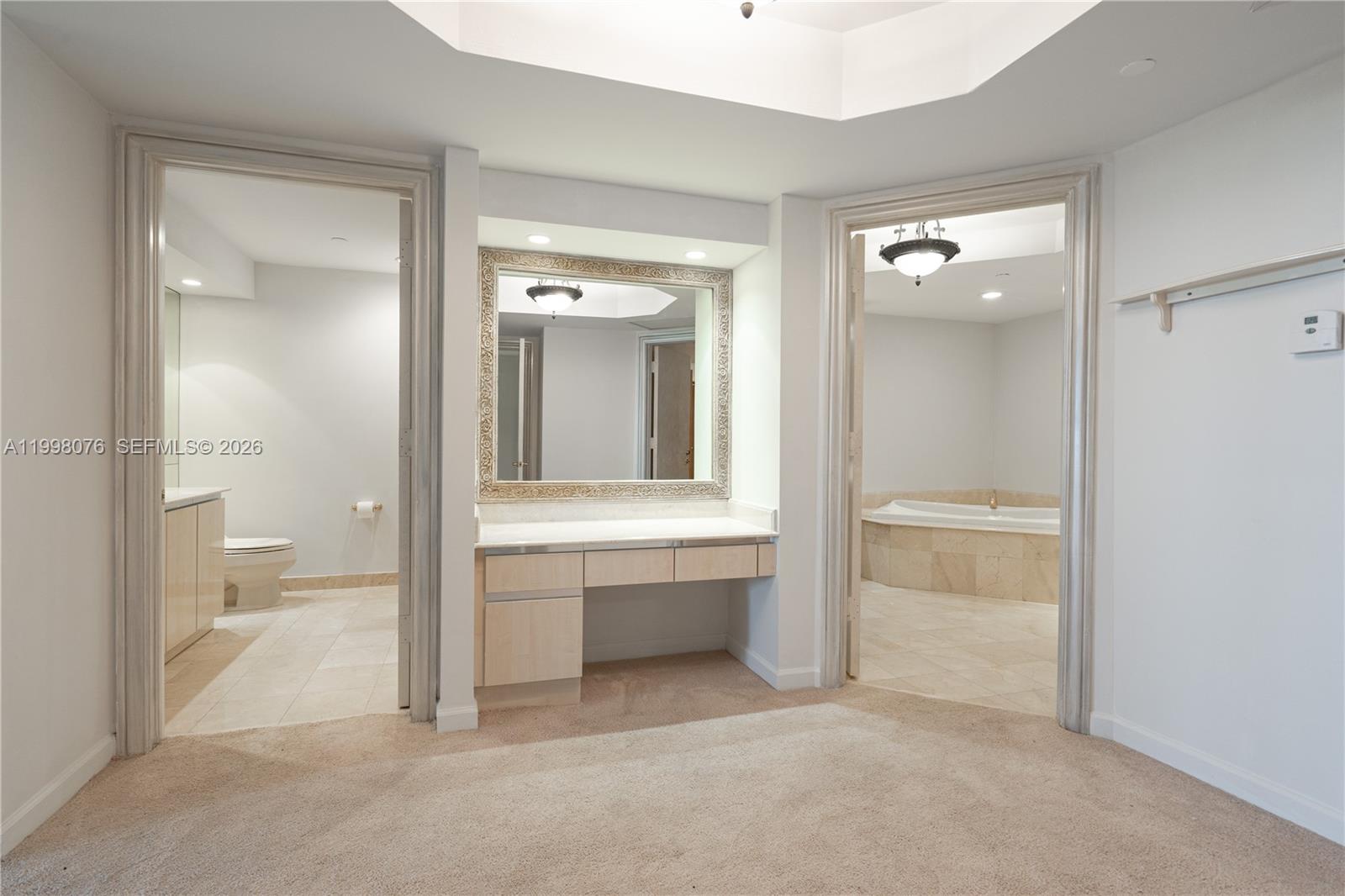 image Grand Bay Residences7