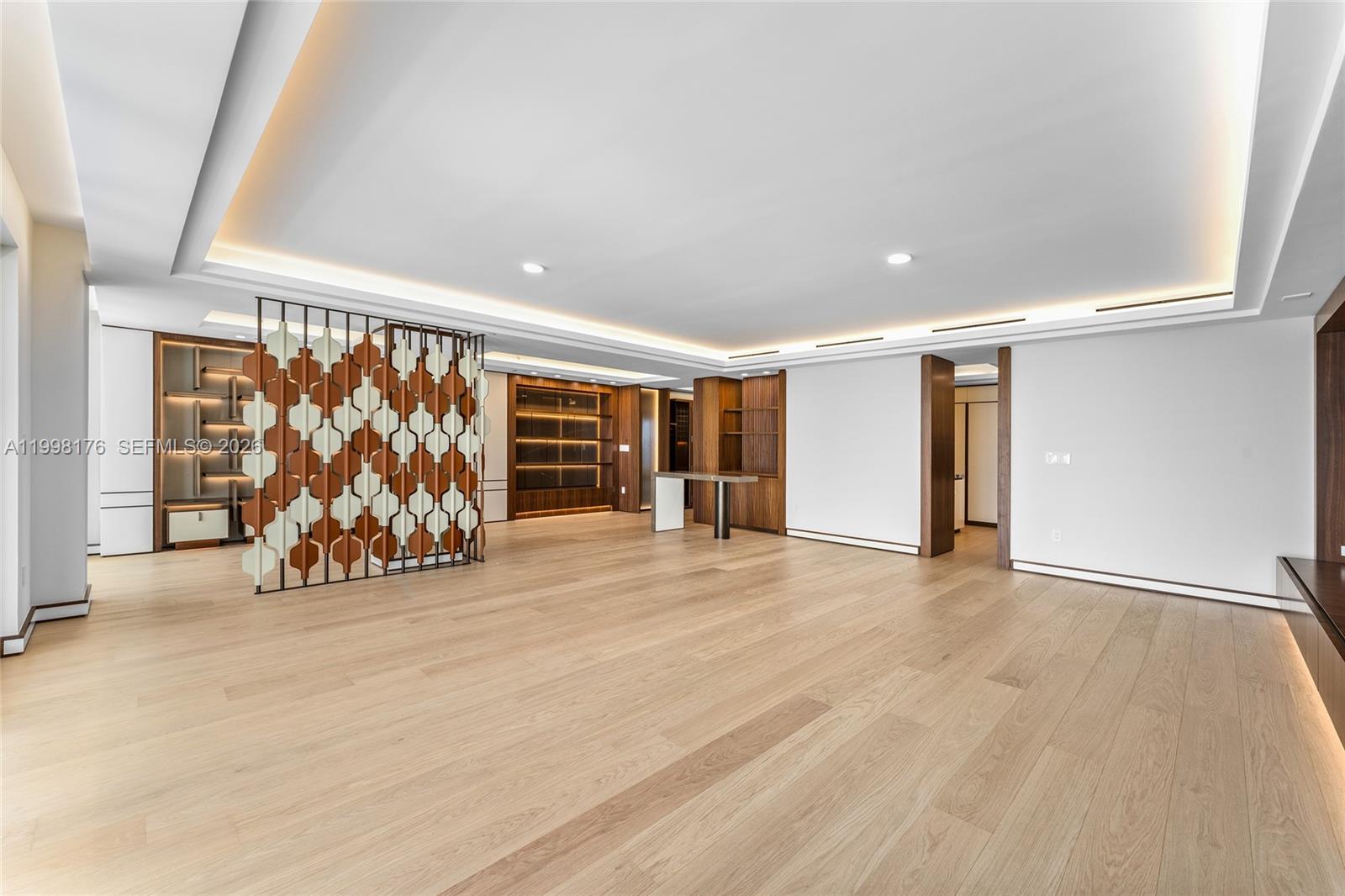 7445 Fisher Is Dr #7445 Miami Beach, FL 33109