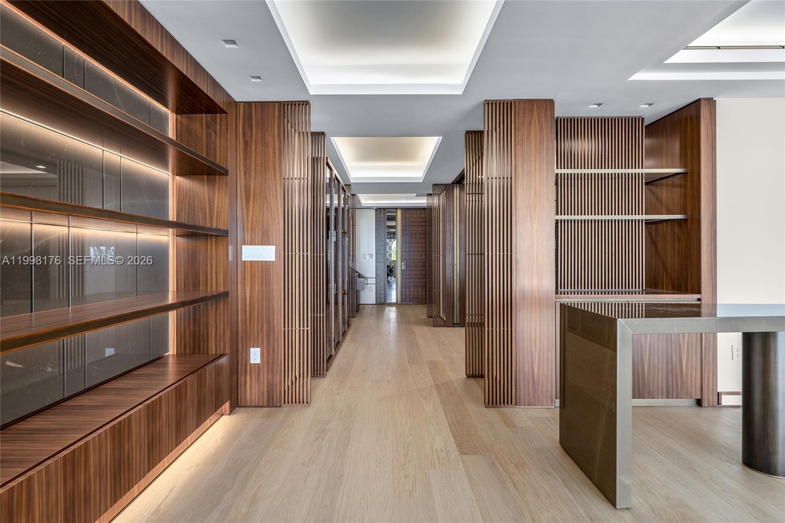 7445 Fisher Is Dr #7445 Miami Beach, FL 33109