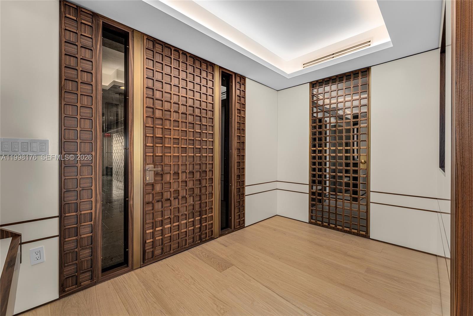 7445 Fisher Is Dr #7445 Miami Beach, FL 33109