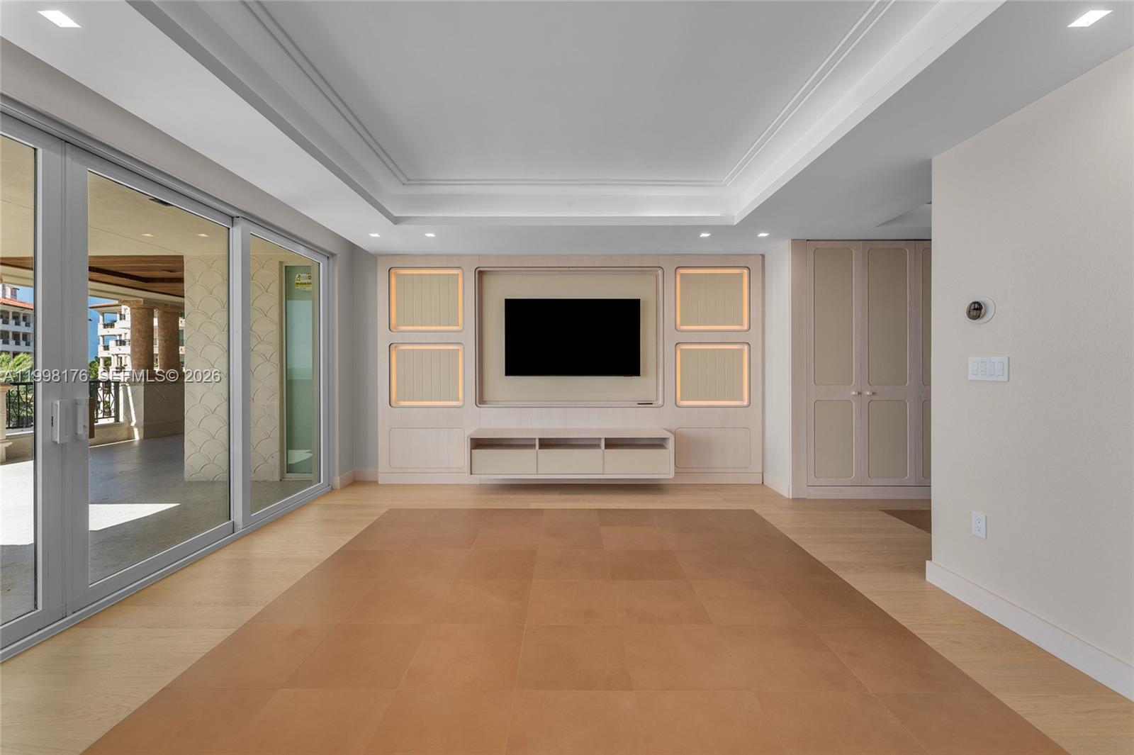 7445 Fisher Is Dr #7445 Miami Beach, FL 33109