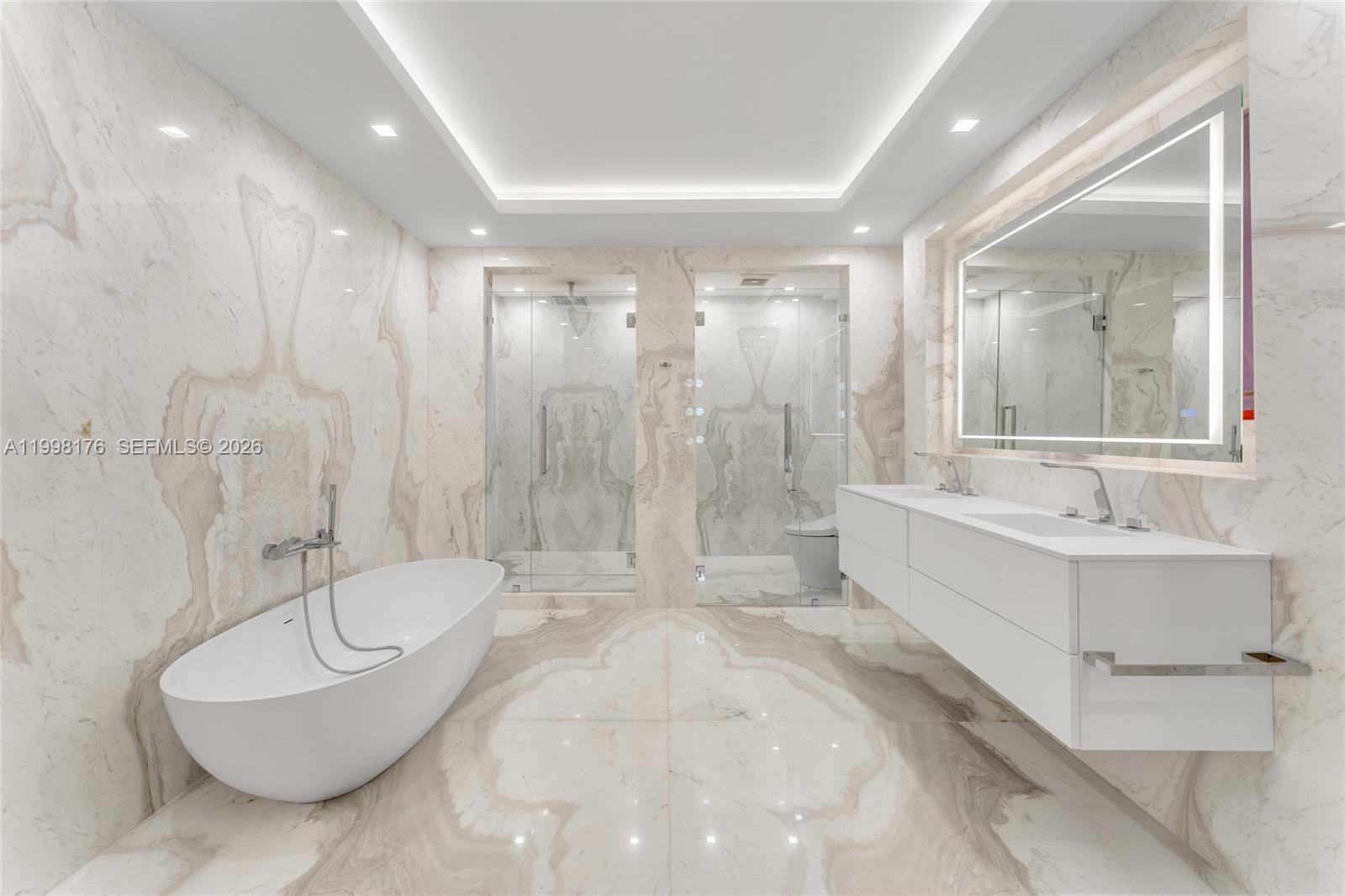 7445 Fisher Is Dr #7445 Miami Beach, FL 33109