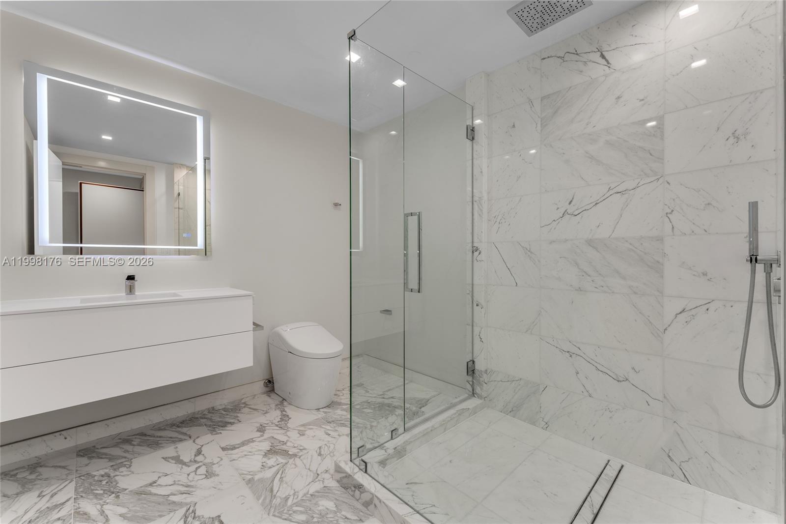 7445 Fisher Is Dr #7445 Miami Beach, FL 33109