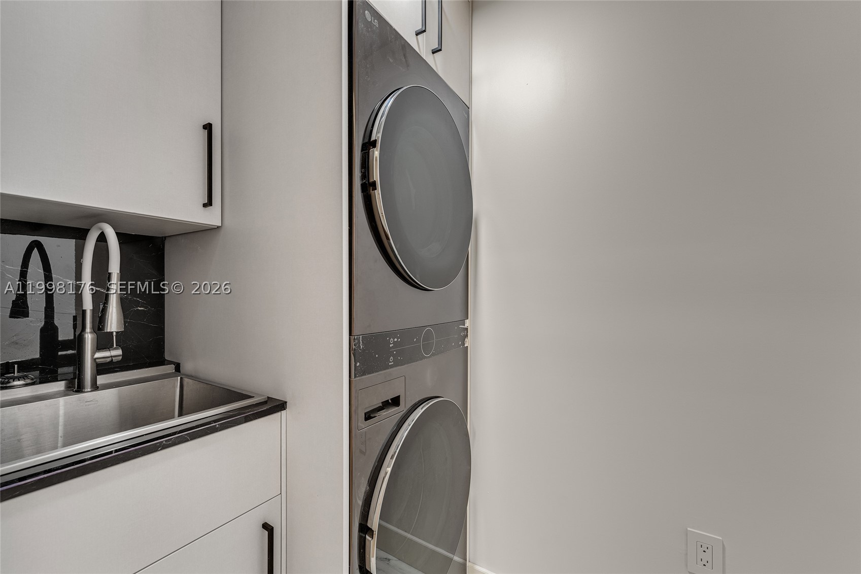 7445 Fisher Is Dr #7445 Miami Beach, FL 33109