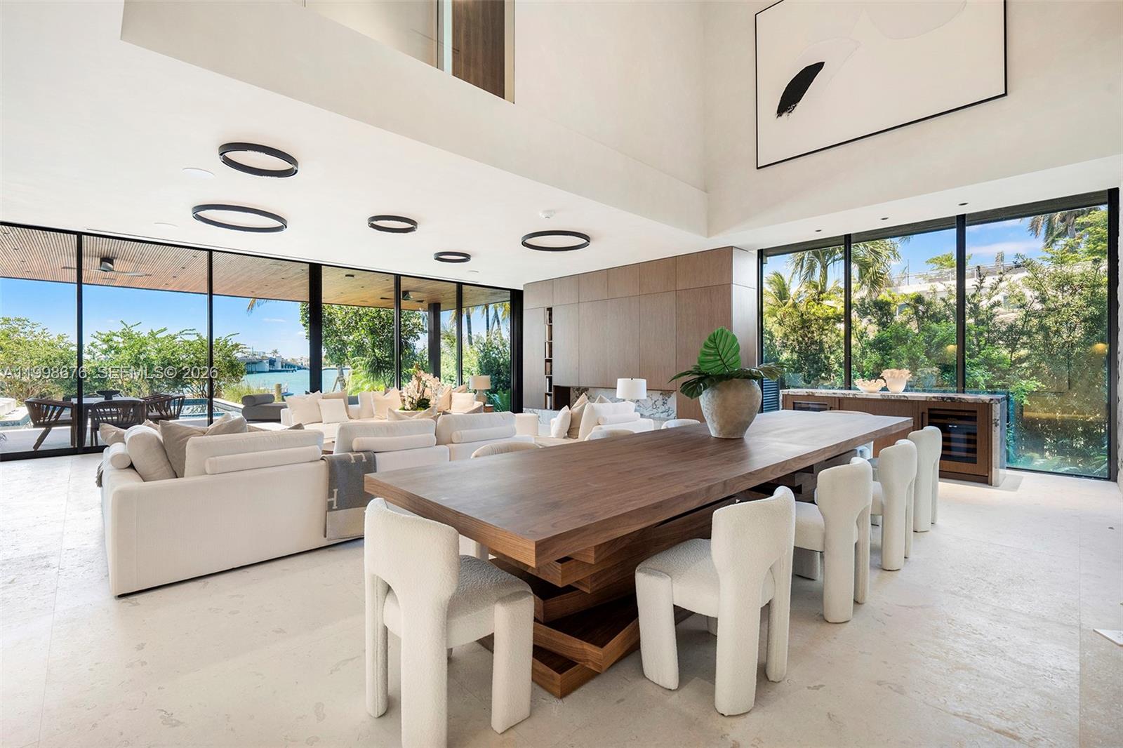 9640 W Broadview Dr Bay Harbor Islands, FL 33154