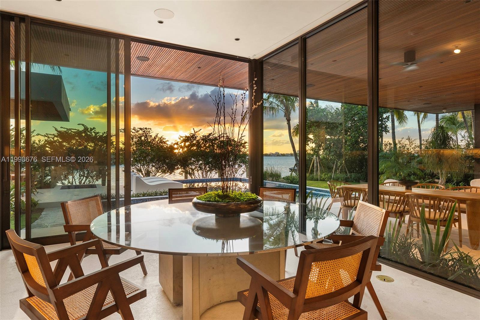 9640 W Broadview Dr Bay Harbor Islands, FL 33154