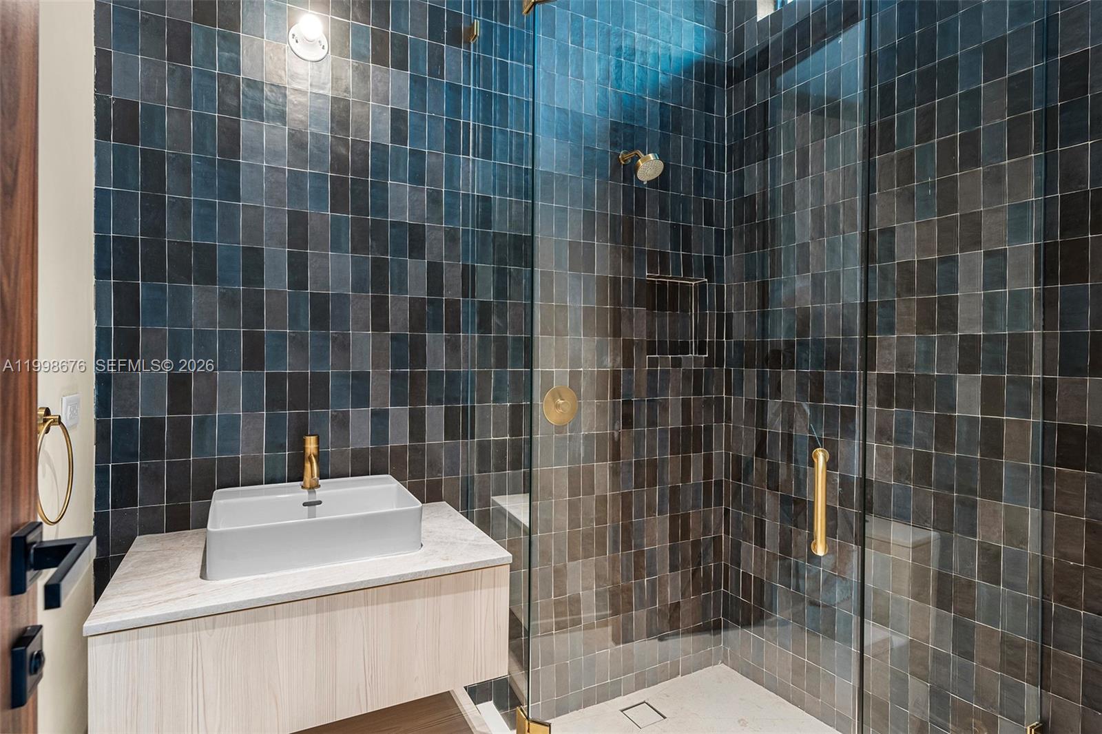 9640 W Broadview Dr Bay Harbor Islands, FL 33154