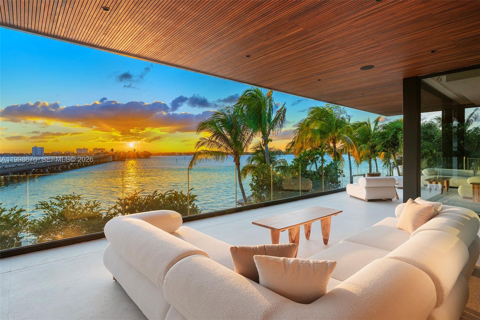 9640 W Broadview Dr Bay Harbor Islands, FL 33154