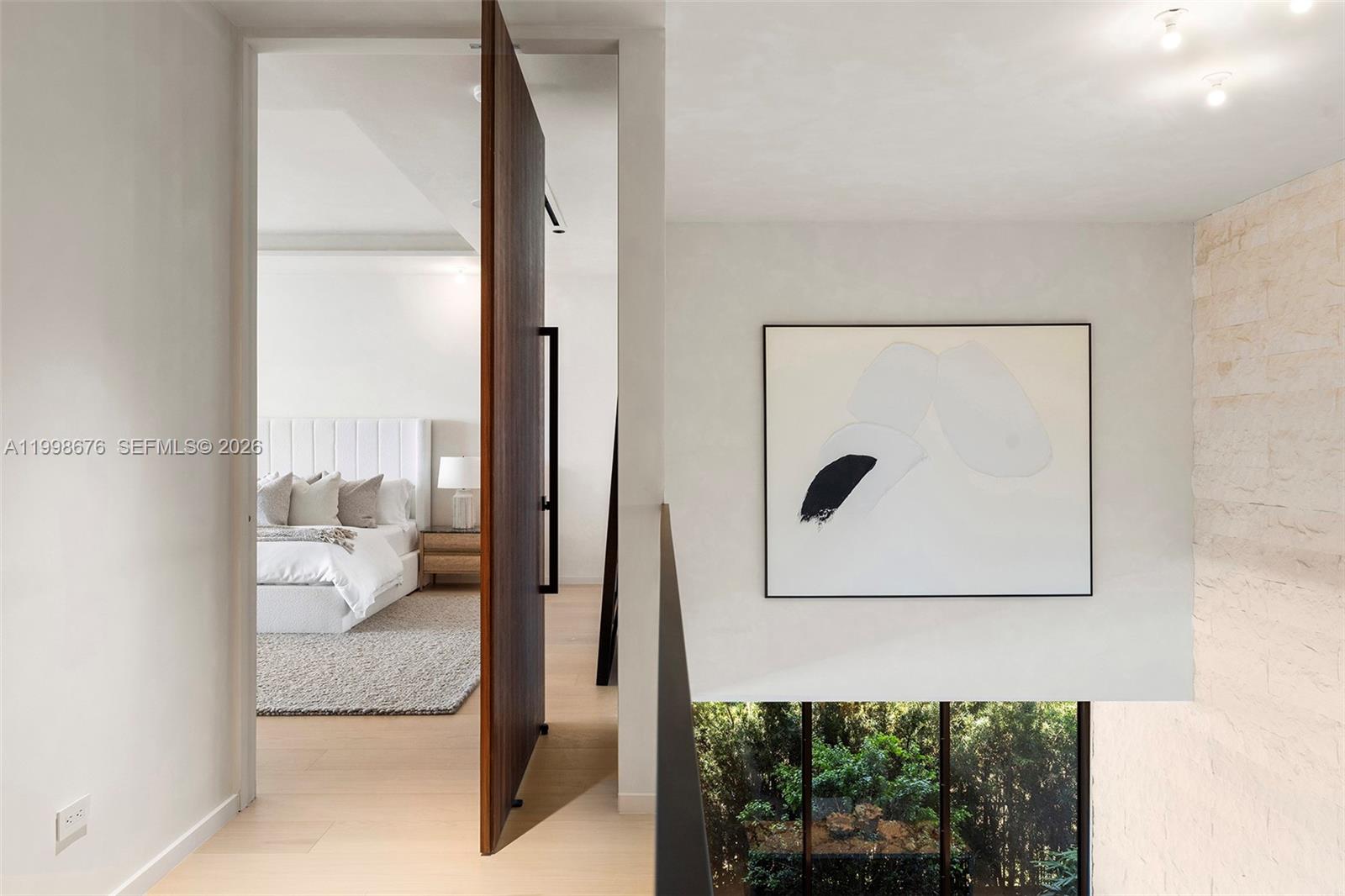 9640 W Broadview Dr Bay Harbor Islands, FL 33154