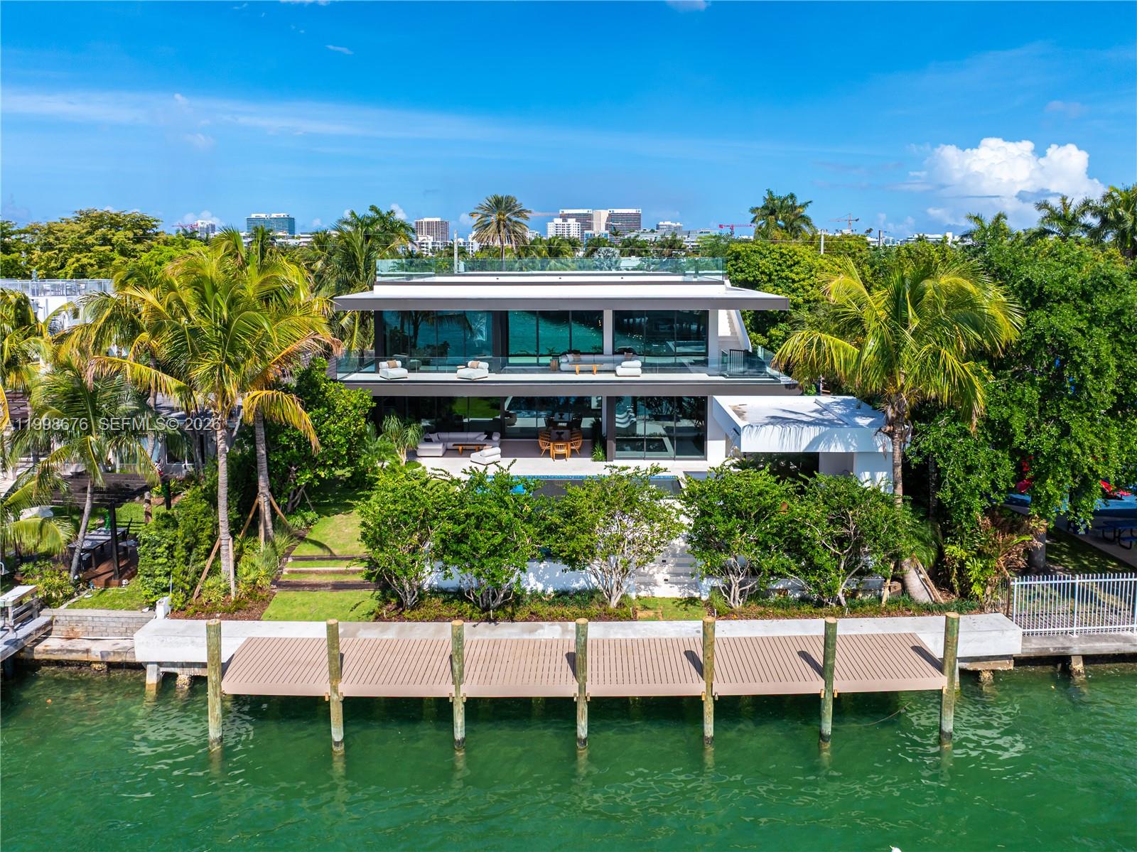 9640 W Broadview Dr Bay Harbor Islands, FL 33154