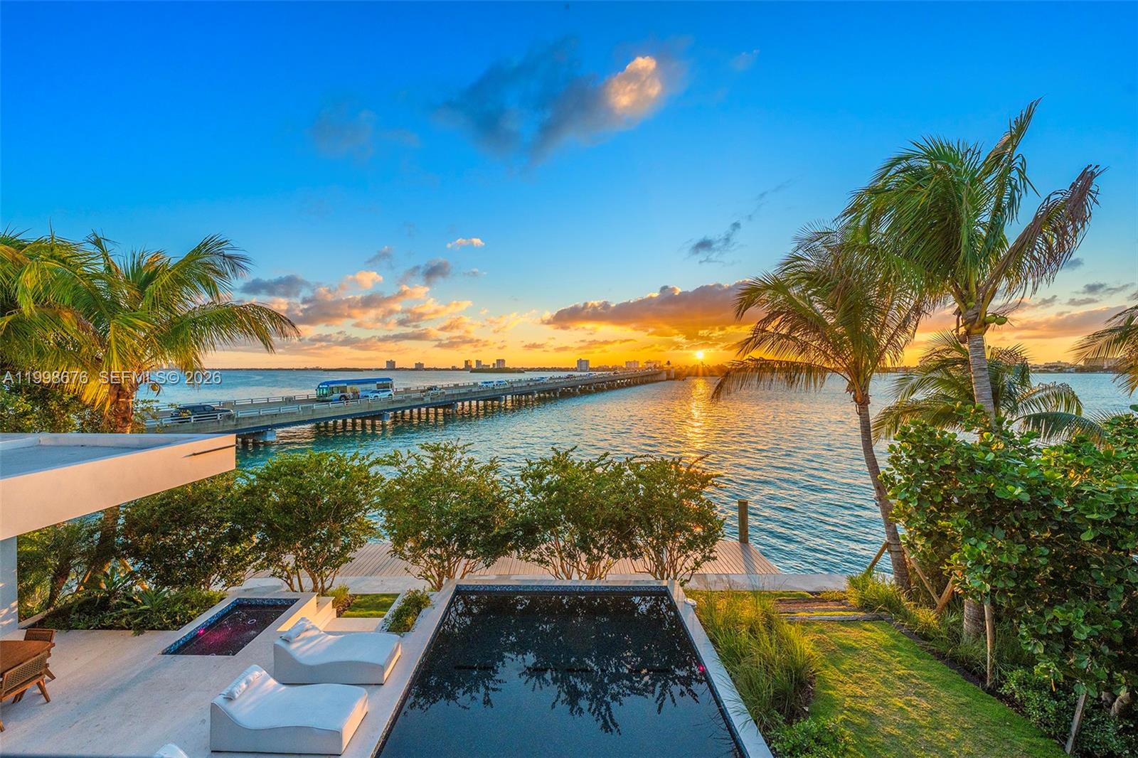 9640 W Broadview Dr Bay Harbor Islands, FL 33154