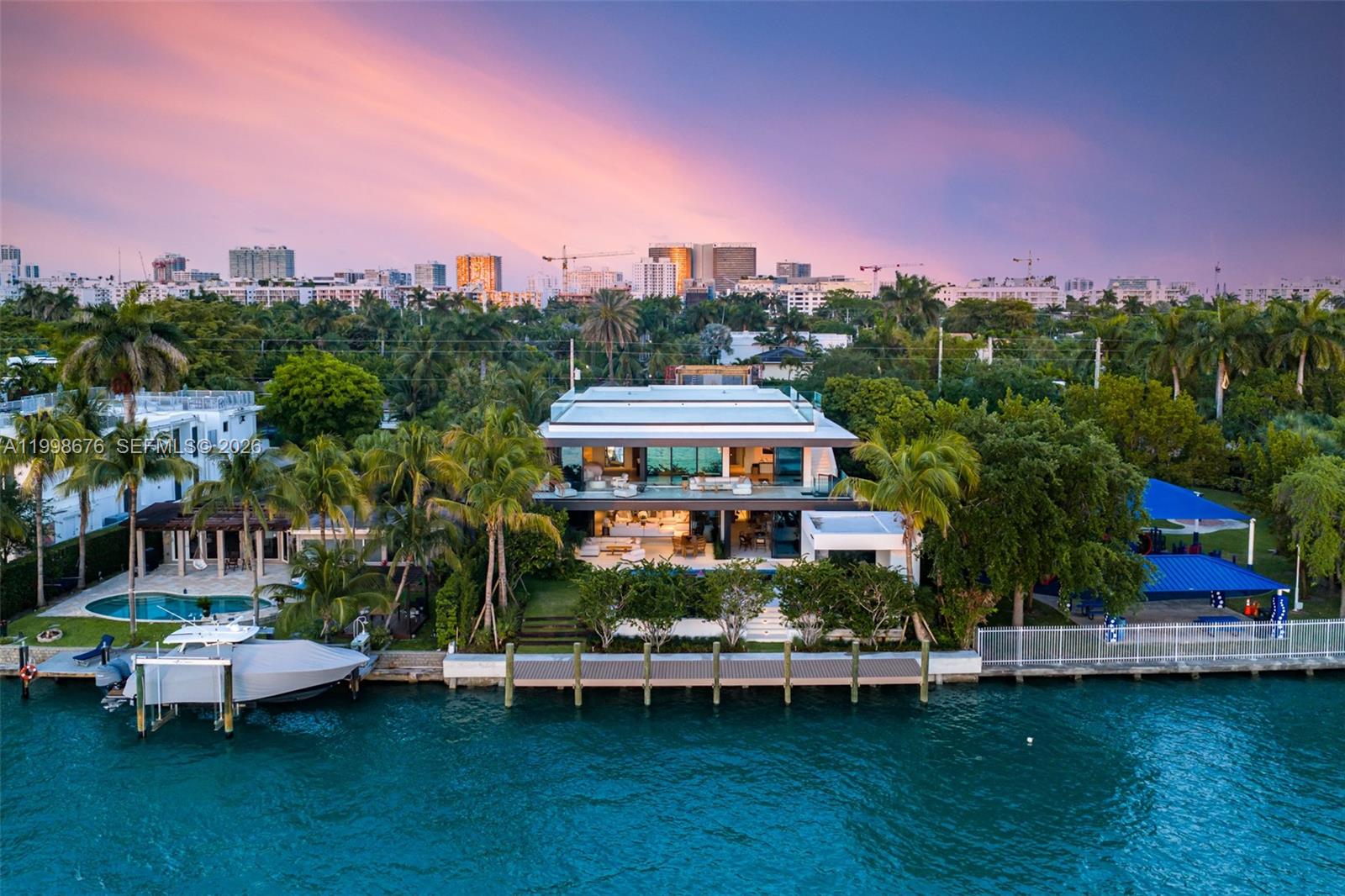 9640 W Broadview Dr Bay Harbor Islands, FL 33154