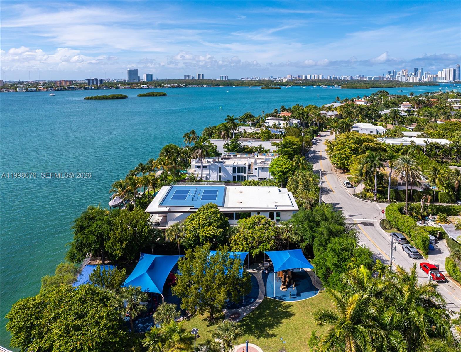 9640 W Broadview Dr Bay Harbor Islands, FL 33154