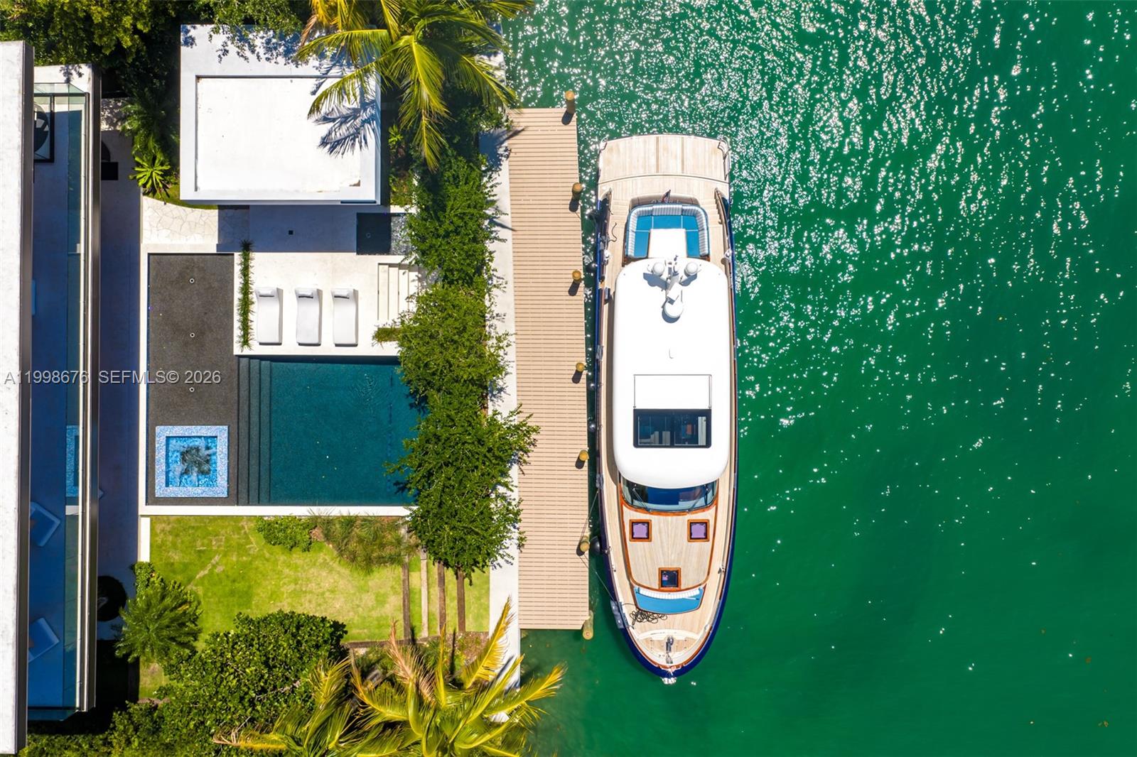 9640 W Broadview Dr Bay Harbor Islands, FL 33154