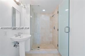 image Akoya8