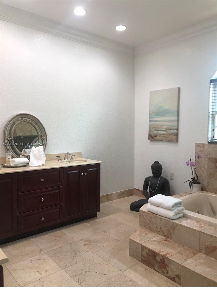 428 SW 28th Rd Miami, FL 33129