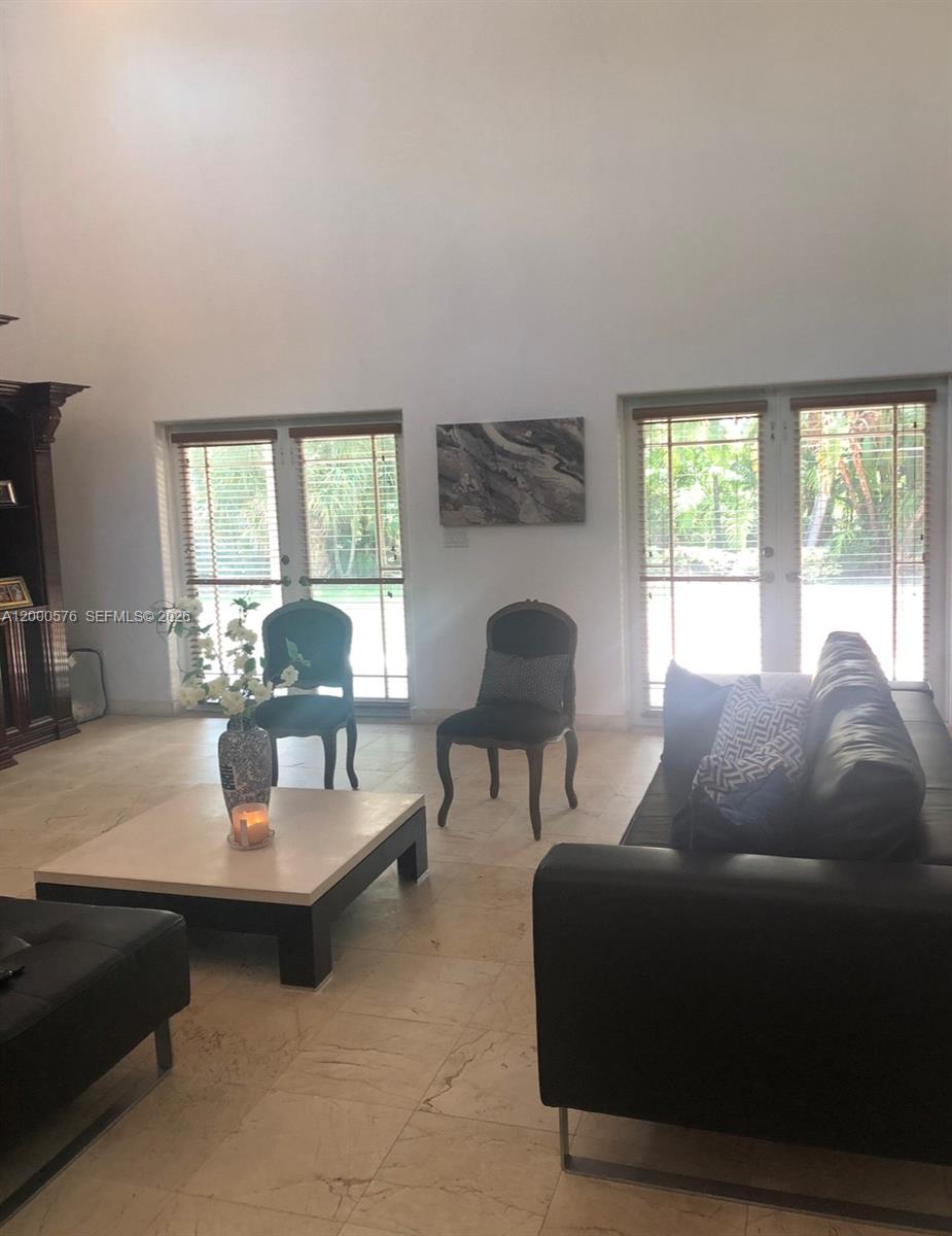 428 SW 28th Rd Miami, FL 33129