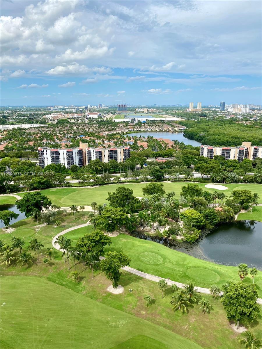 20379 W Country Clb Dr #PH-40 Aventura, FL 33180