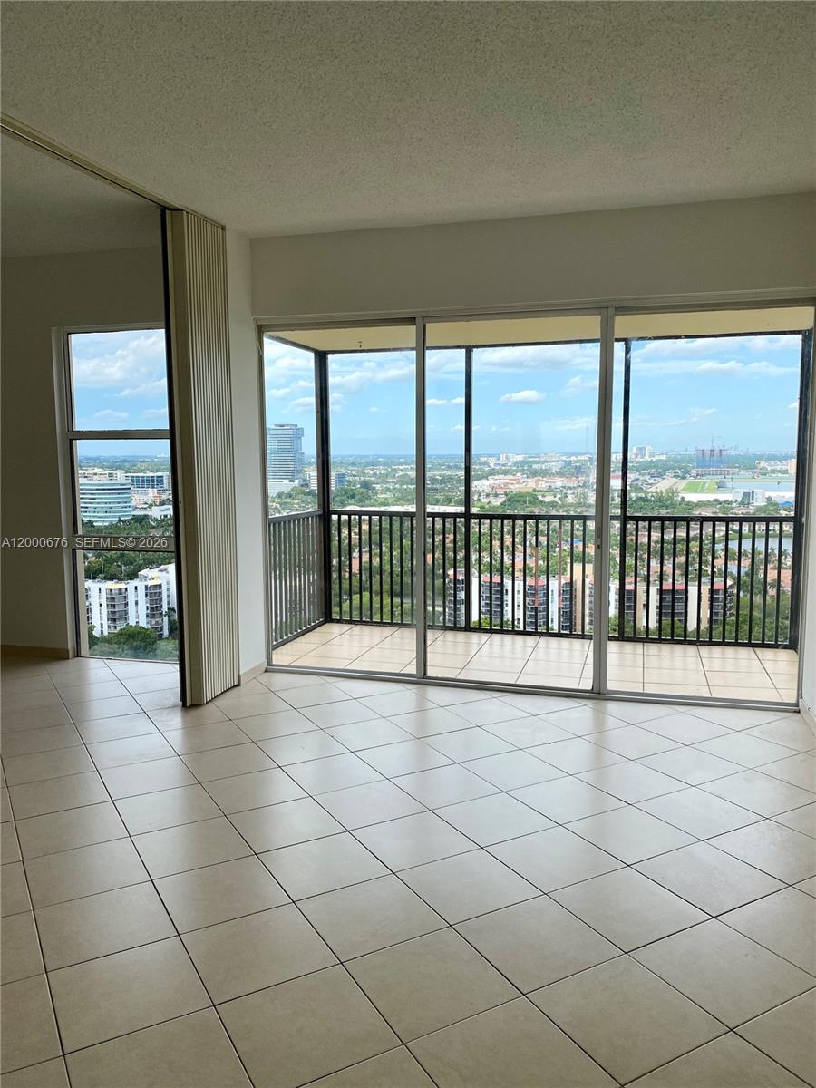 20379 W Country Clb Dr #PH-40 Aventura, FL 33180
