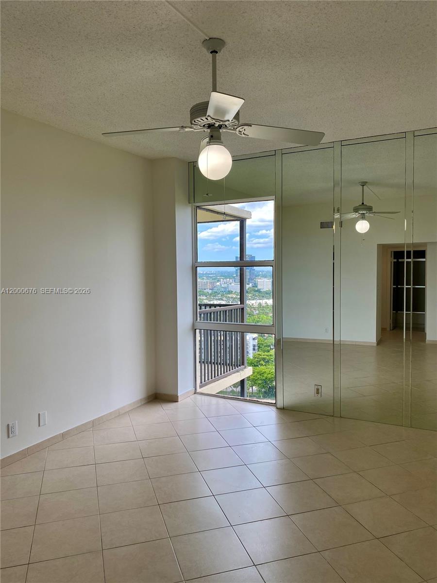 20379 W Country Clb Dr #PH-40 Aventura, FL 33180