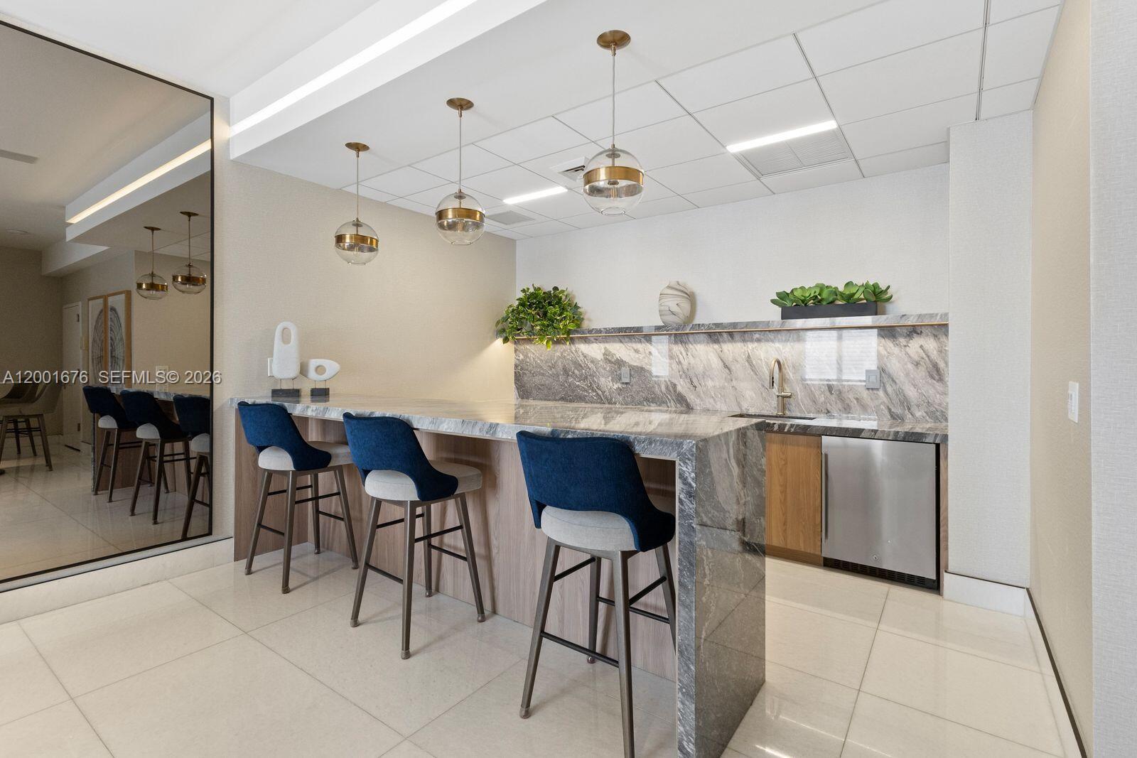 888 Brickell Key Dr #1207 Miami, FL 33131