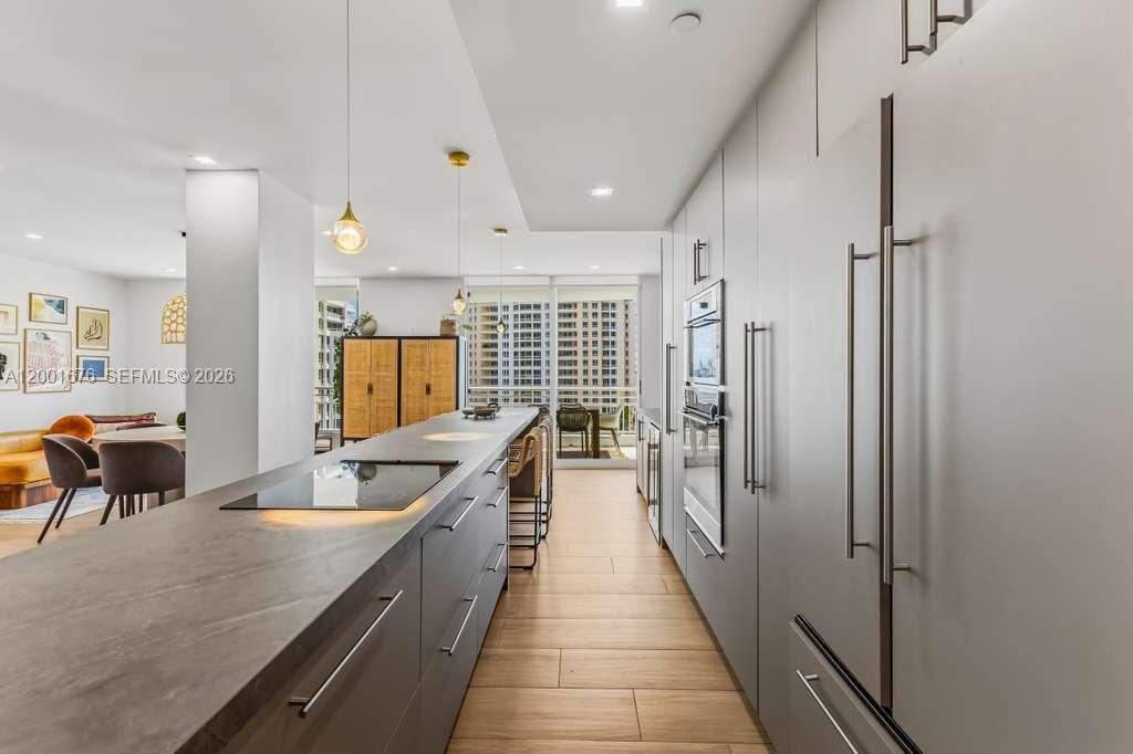 888 Brickell Key Dr #1207 Miami, FL 33131