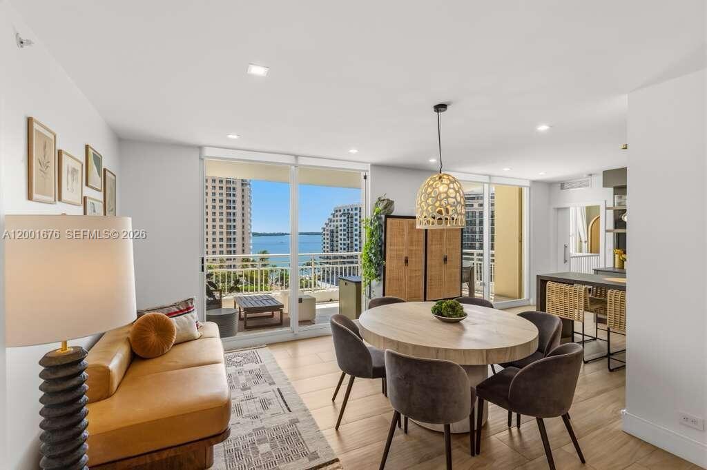 888 Brickell Key Dr #1207 Miami, FL 33131