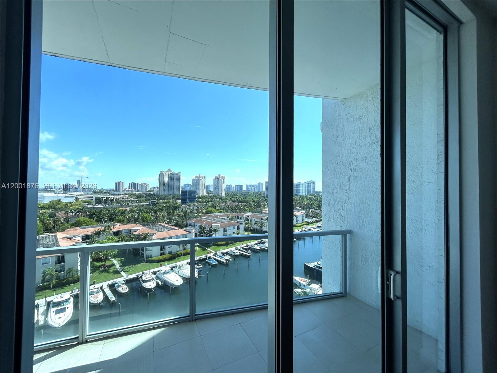 image Uptown Marina Lofts16