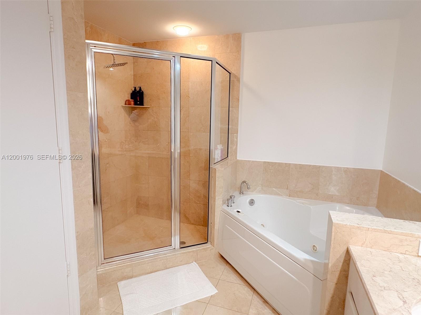 848 Brickell Key Dr #905 Miami, FL 33131