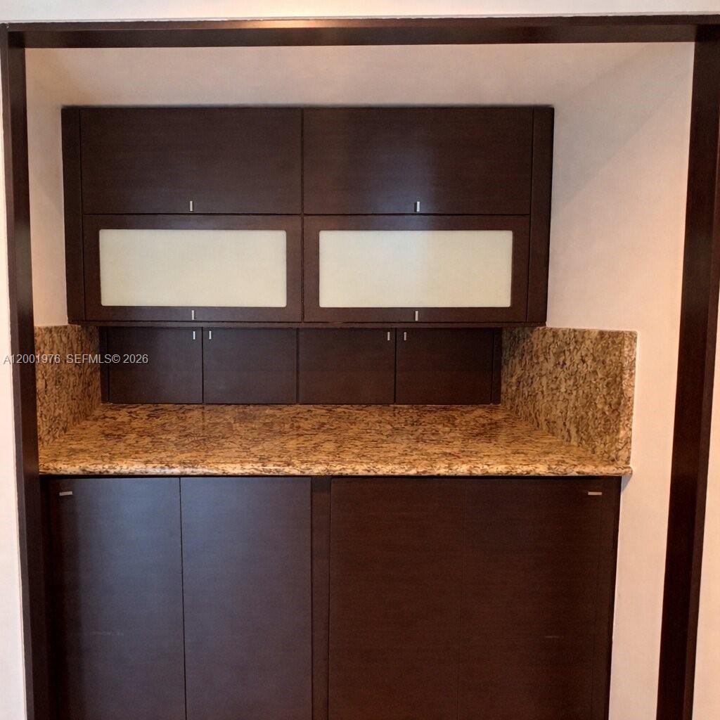 848 Brickell Key Dr #905 Miami, FL 33131