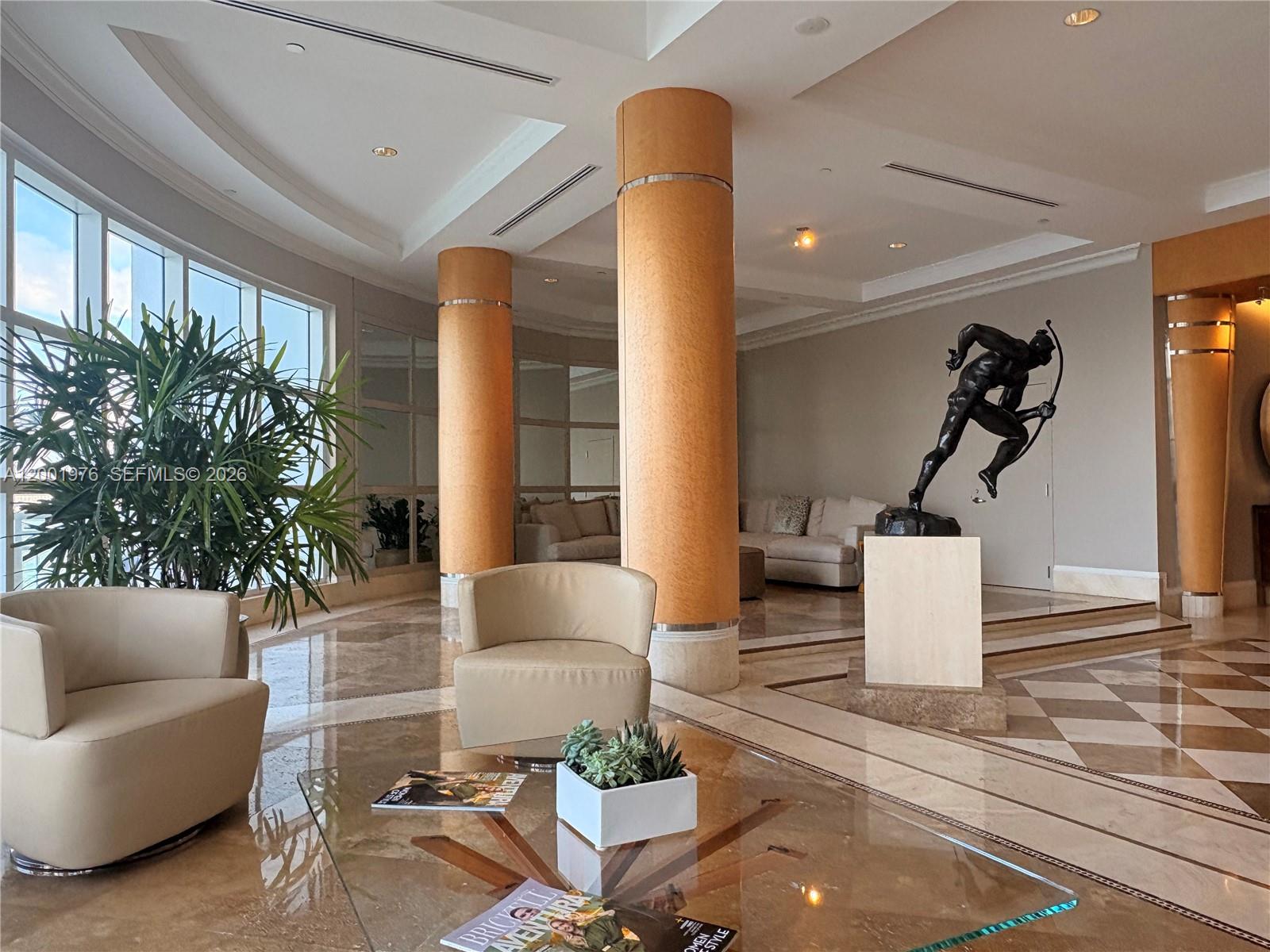 848 Brickell Key Dr #905 Miami, FL 33131