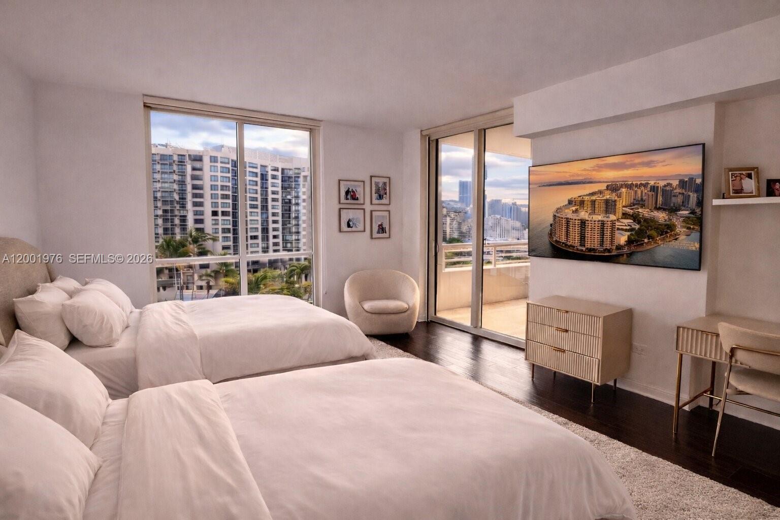 848 Brickell Key Dr #905 Miami, FL 33131