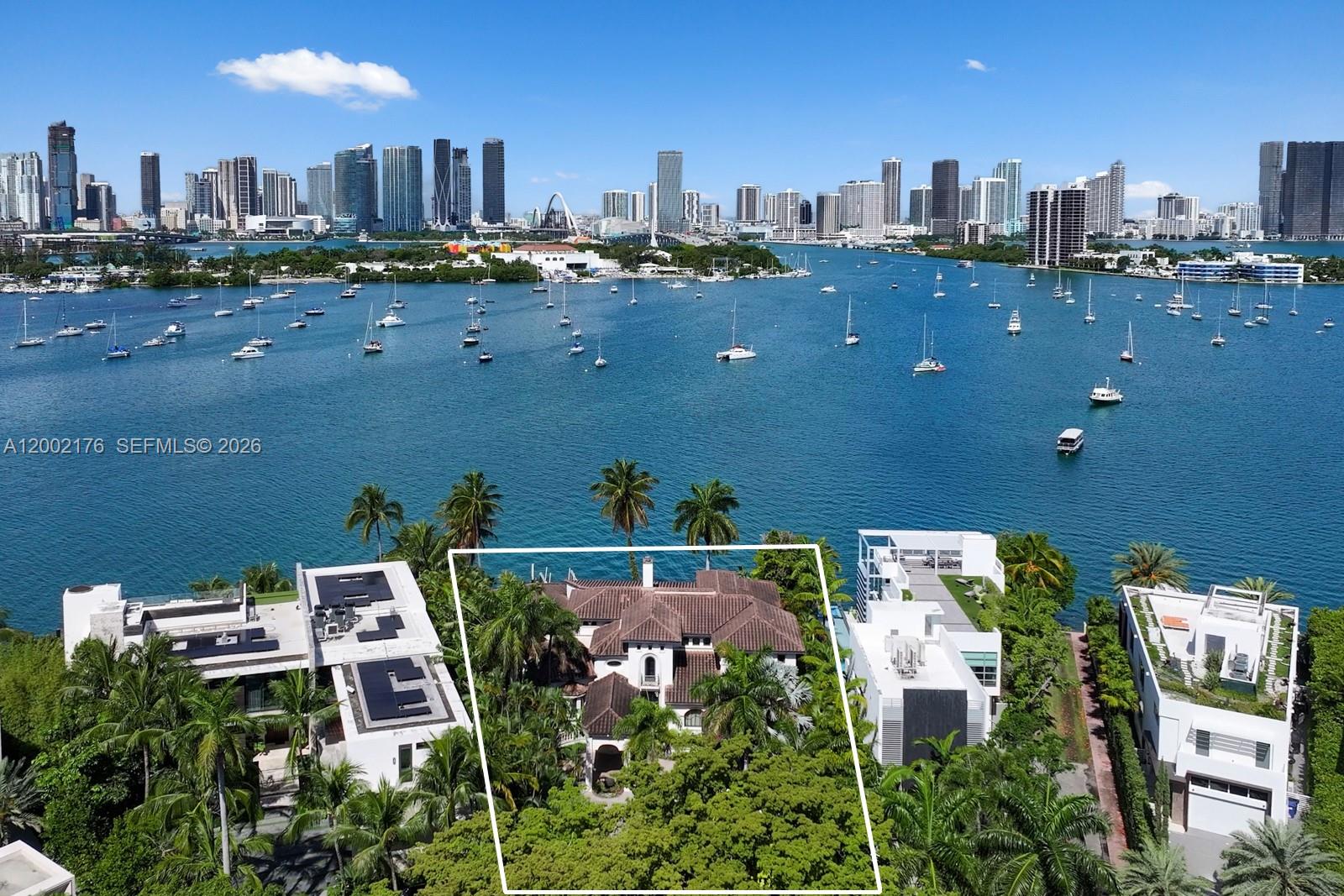 432 S Hibiscus Dr Miami Beach, FL 33139