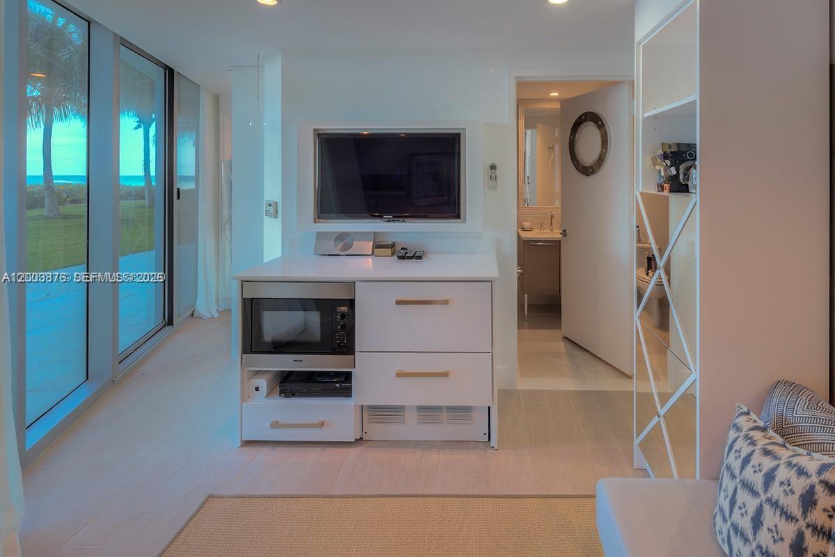 17001 Collins Ave +cabana #4301 Sunny Isles Beach, FL 33160