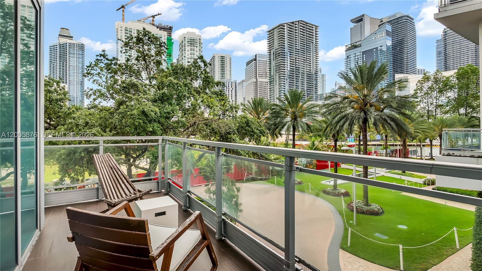 90 SW 3rd St #TH 308 Miami, FL 33130