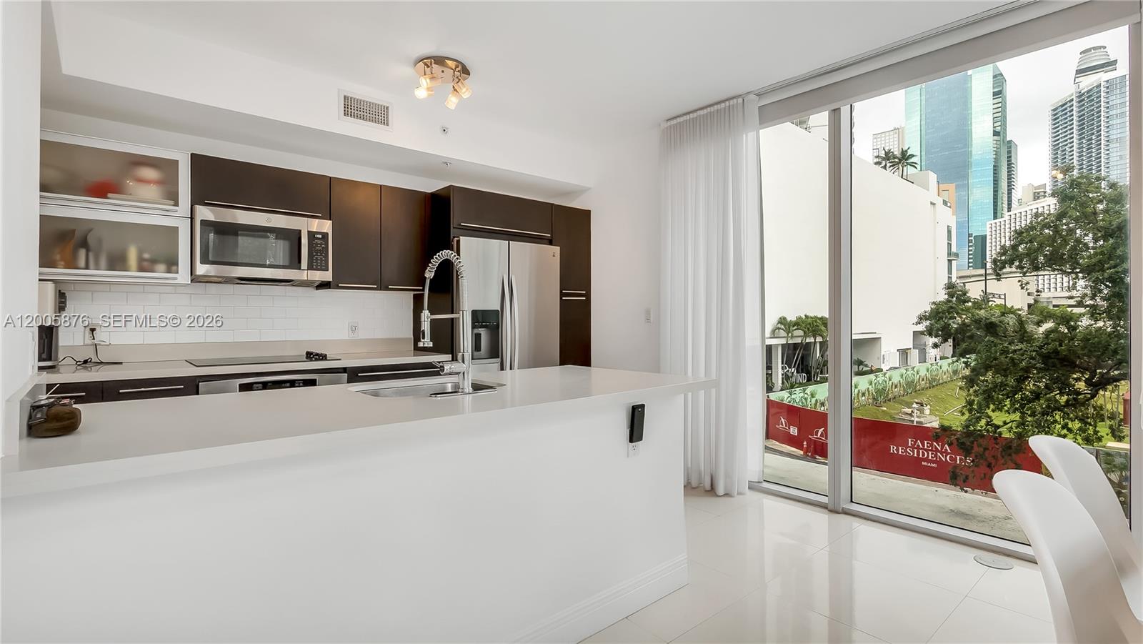 90 SW 3rd St #TH 308 Miami, FL 33130