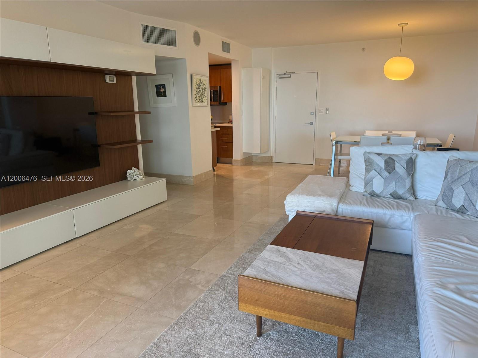 image Harbour House11