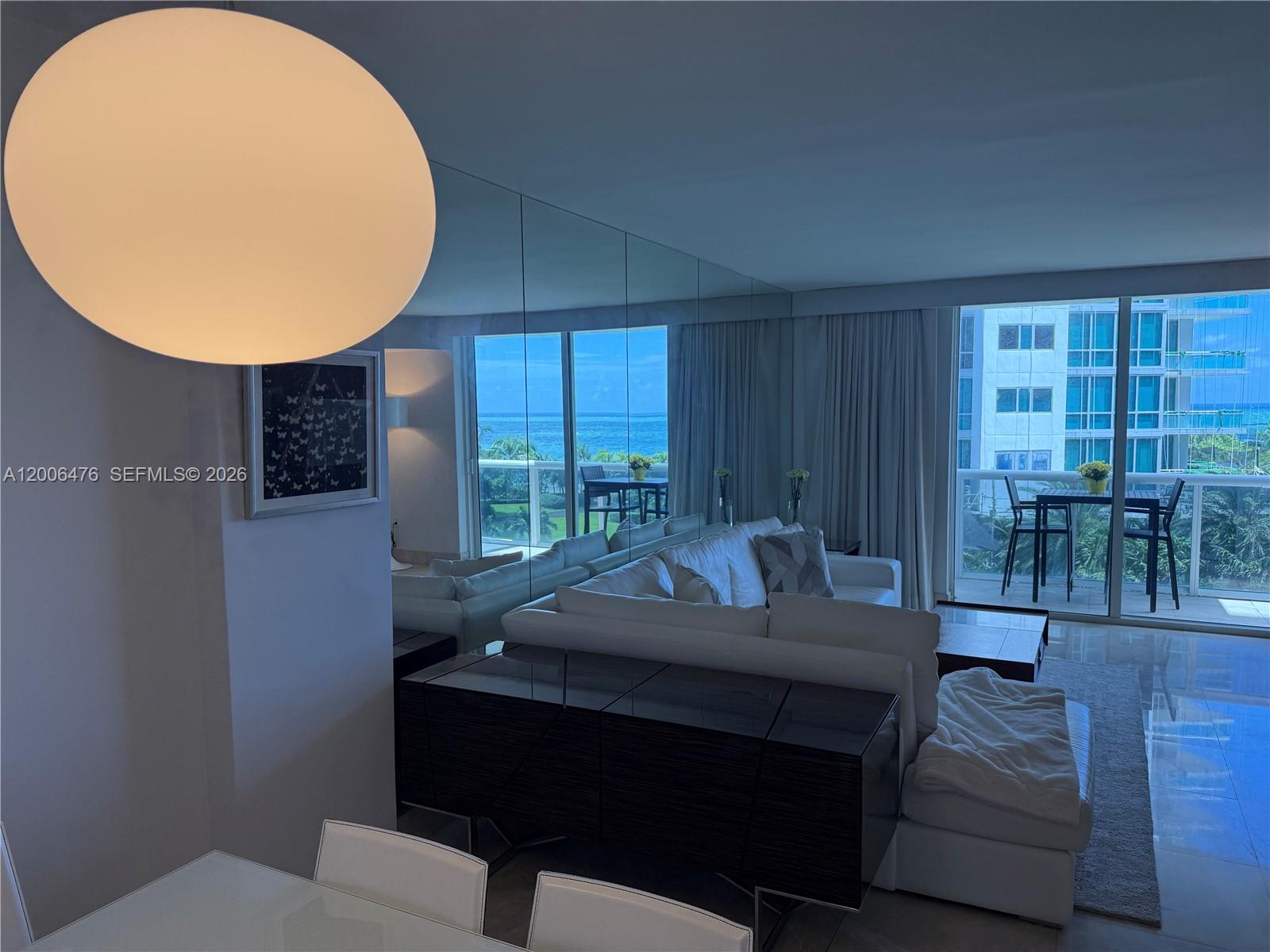 image Harbour House12