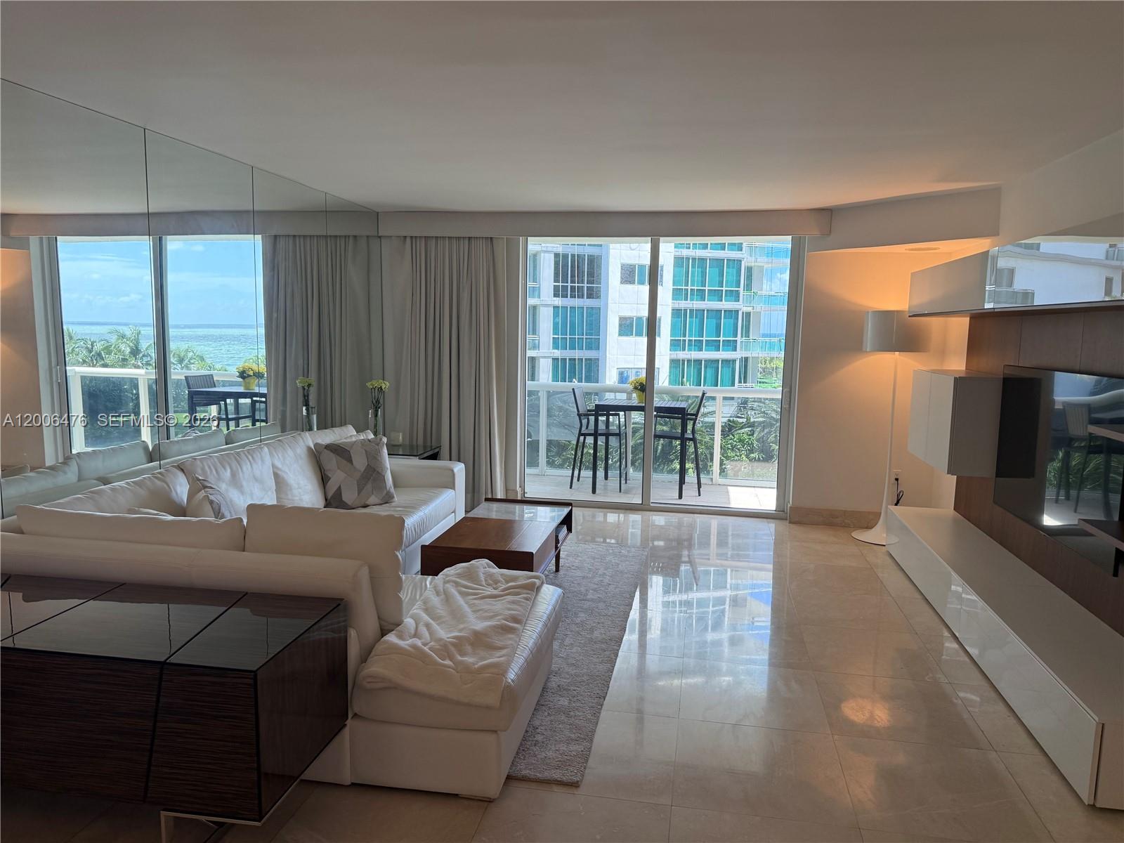 image Harbour House18