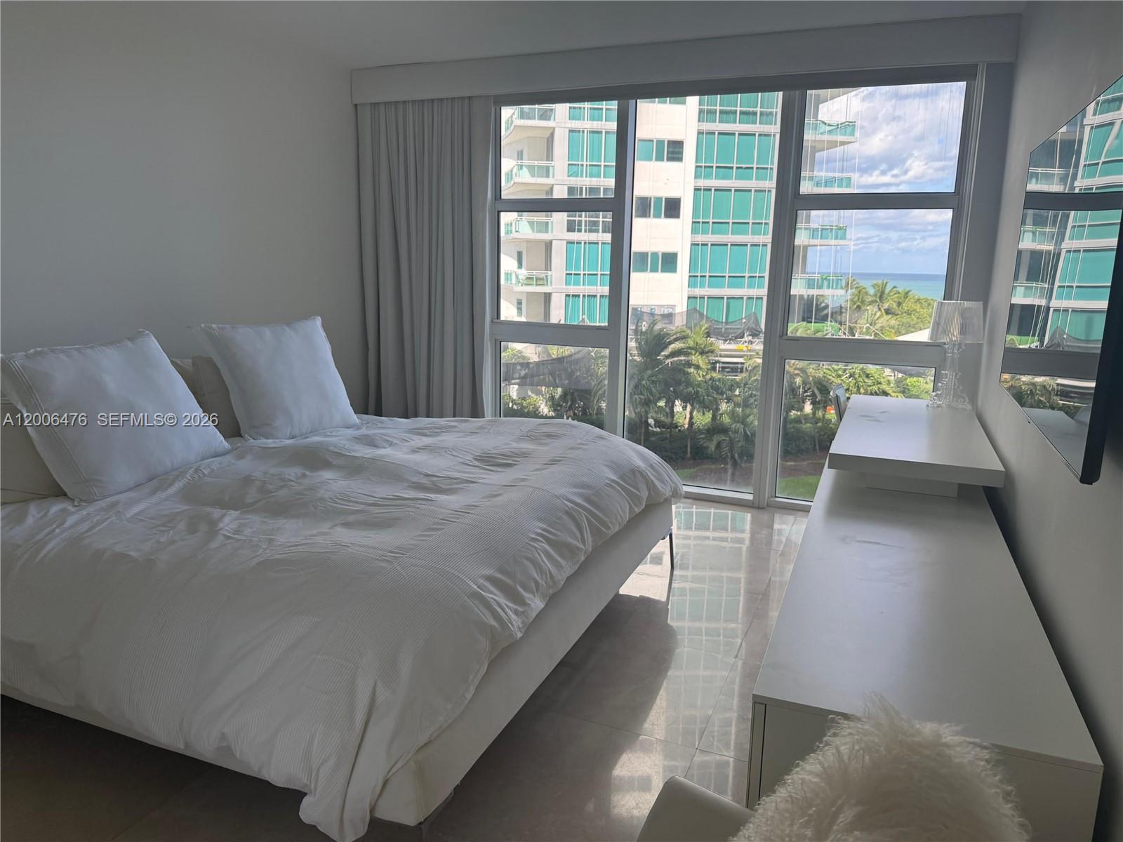 image Harbour House27