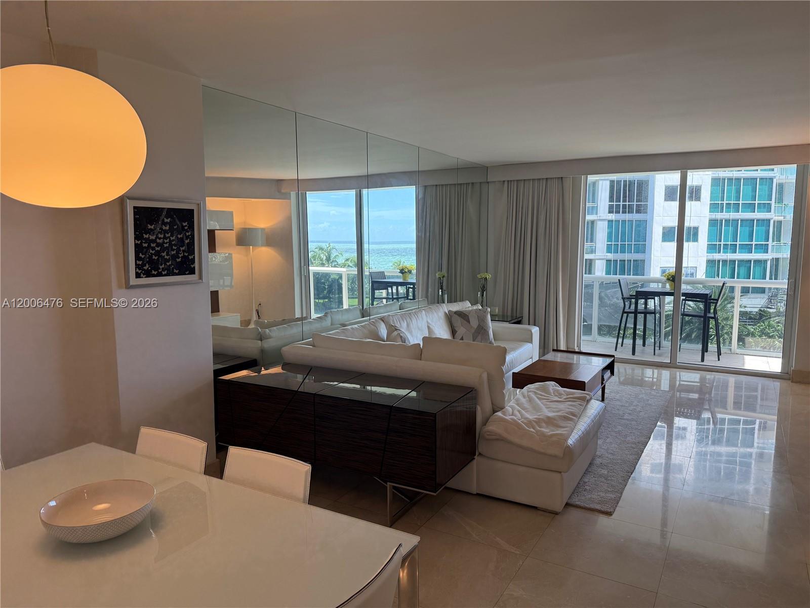 image Harbour House33