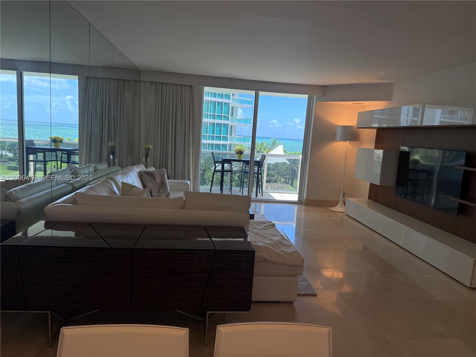 image Harbour House34