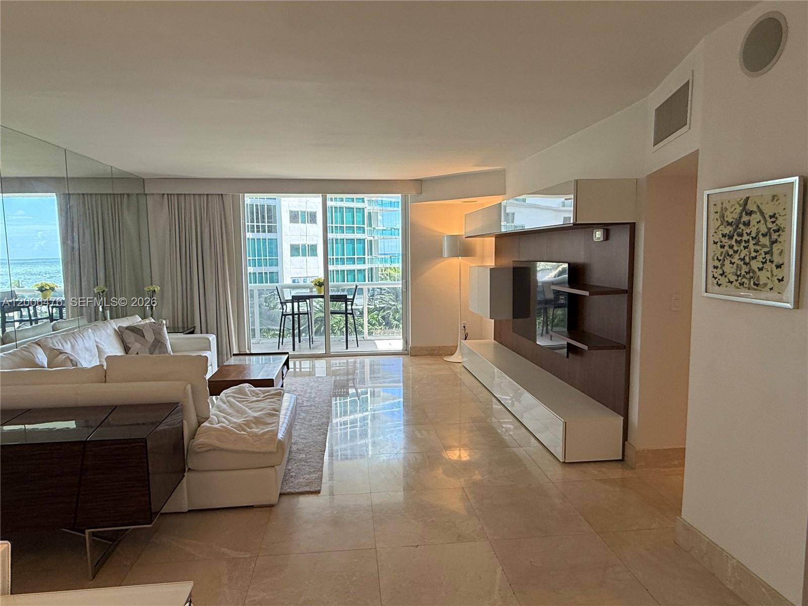 image Harbour House35